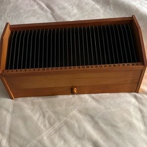 Monthly bill organizer